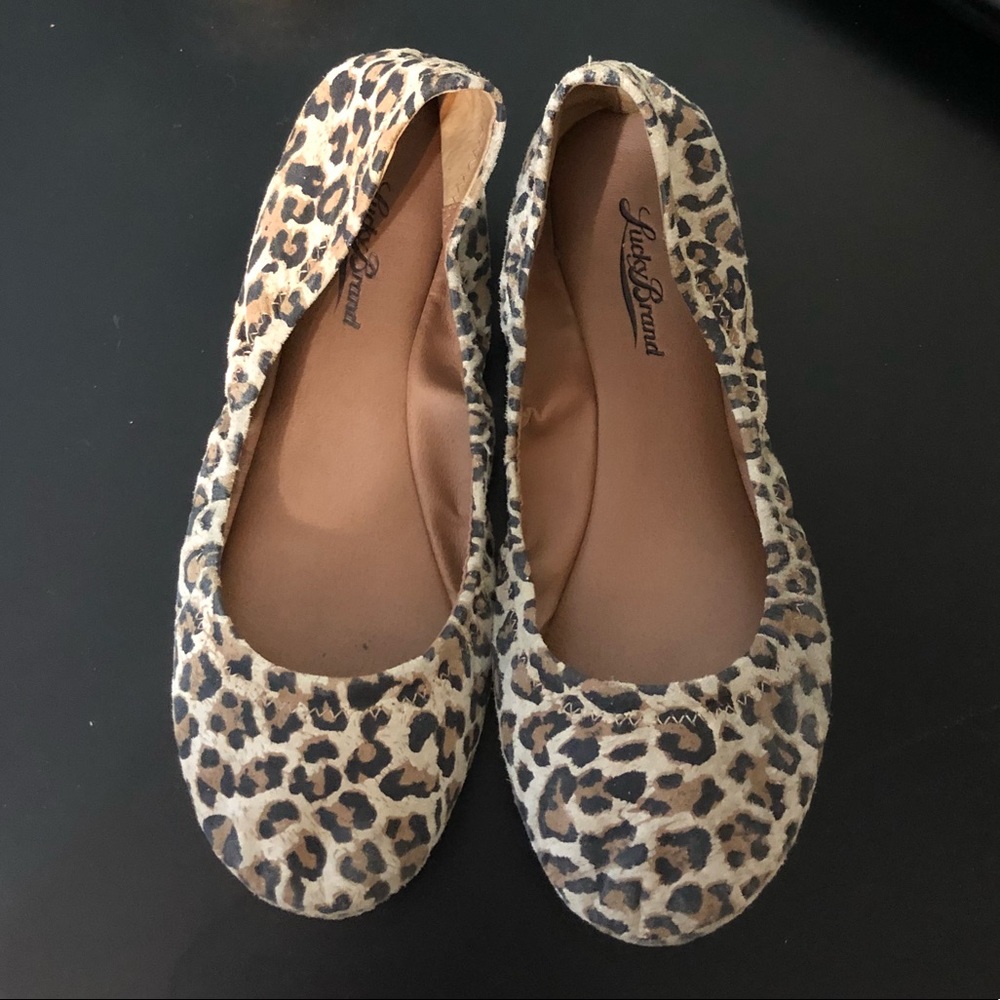 7.5 Lucky Brand flats